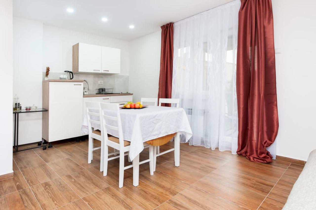 Apartment Sissy Rovinj Zewnętrze zdjęcie