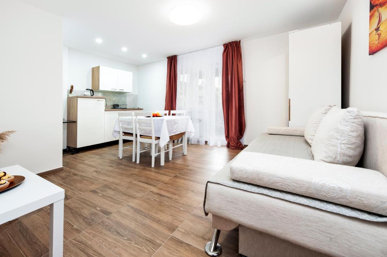 Apartment Sissy Rovinj Zewnętrze zdjęcie