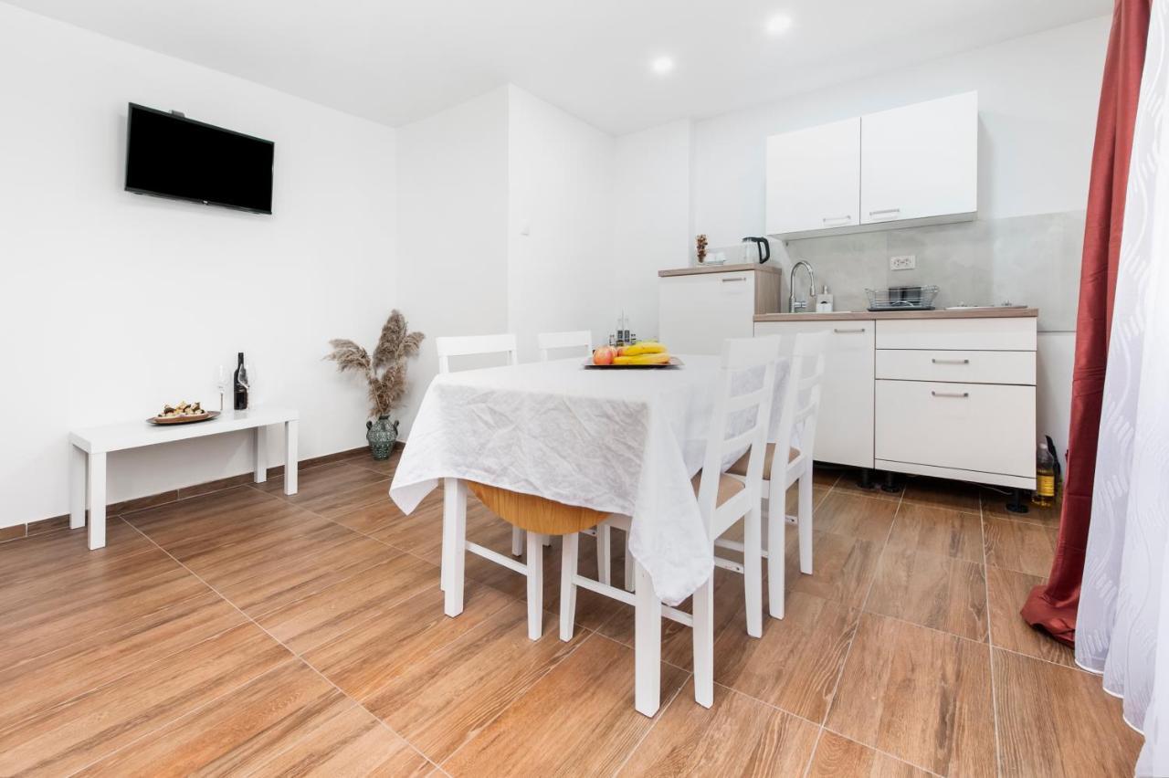 Apartment Sissy Rovinj Zewnętrze zdjęcie